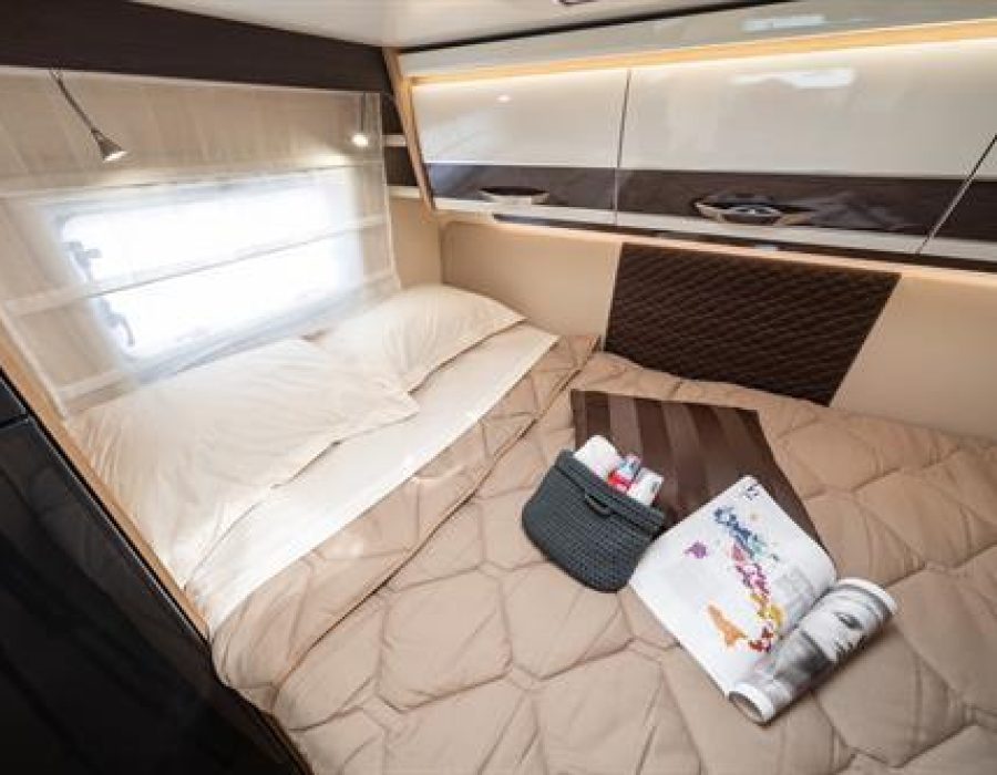 AUTOCARAVANA CAPUCHINA MCLOUIS GLAMYS 226 MALLÓN BETANZOS 13
